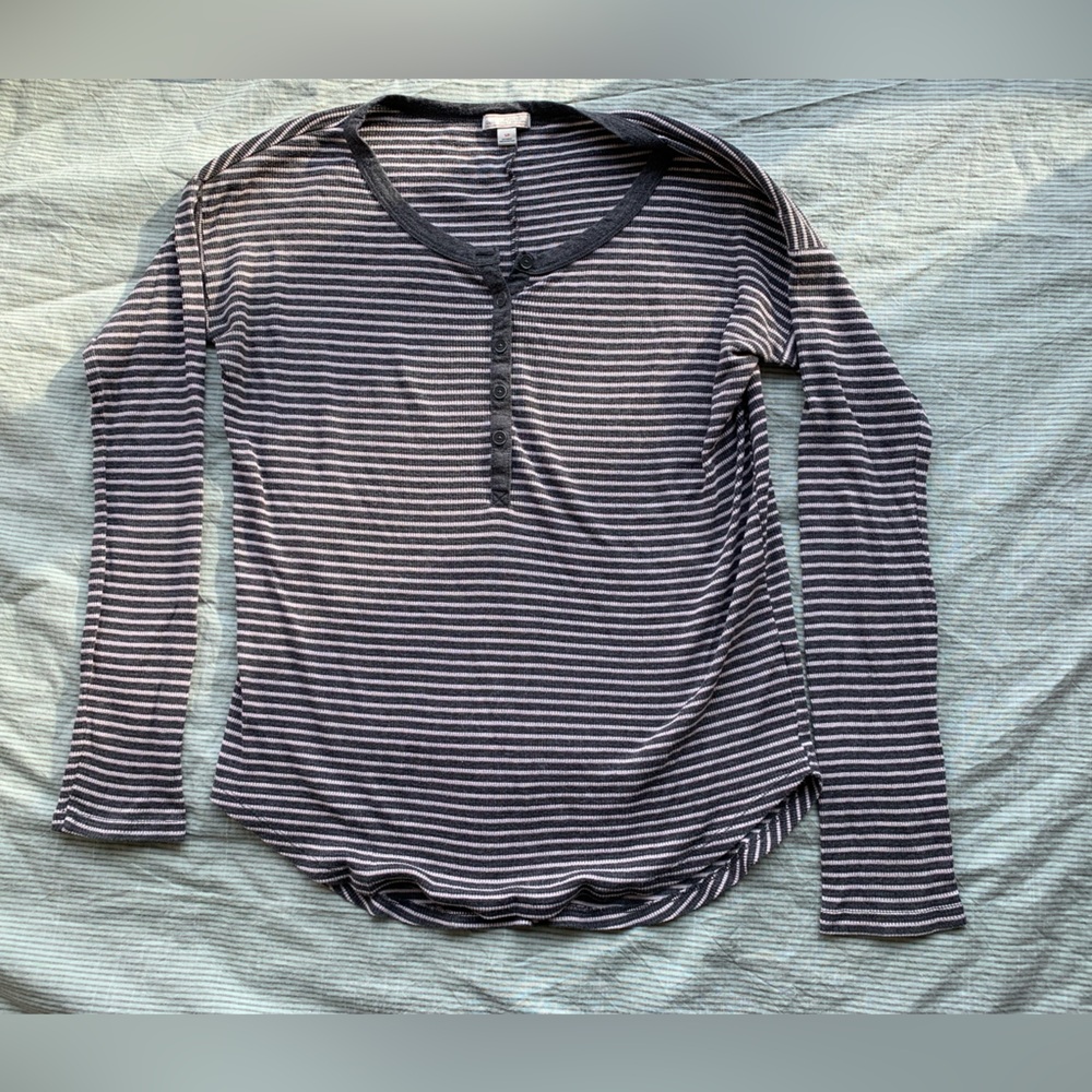 Gap striped long sleeve tee